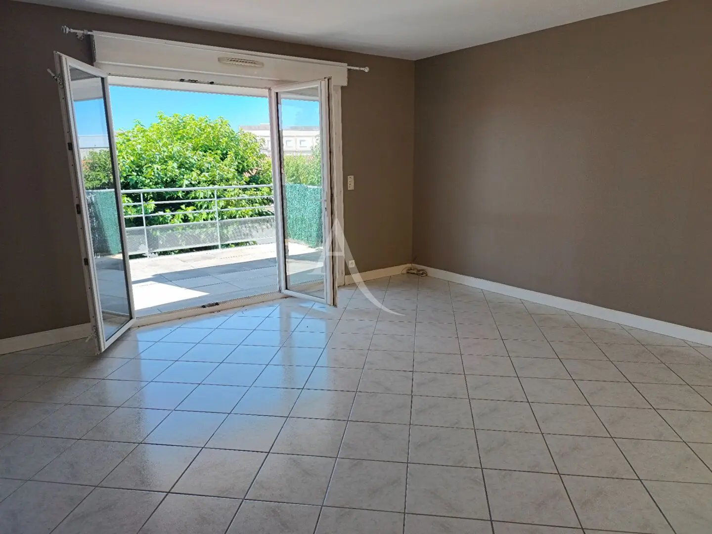 Appartement à vendre, 72m², Saintes