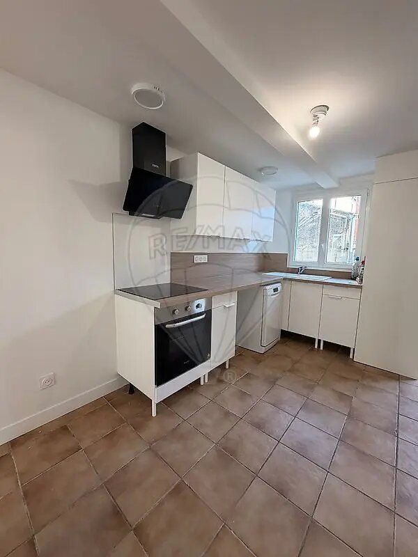 Appartement à louer, 50m², Saintes
