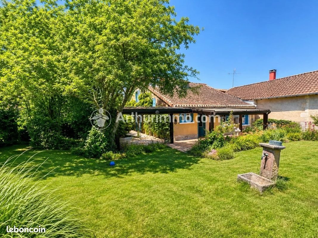 Maison à vendre, 101m², Neuvic