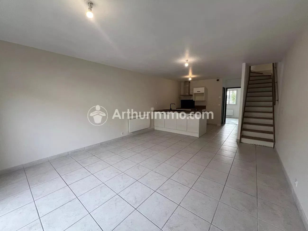 Maison à louer, 1m², Périgueux
