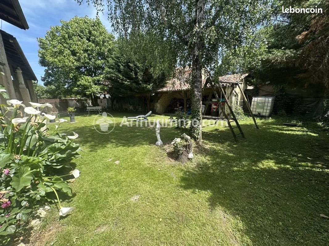 Maison à vendre, 136m², Douzillac