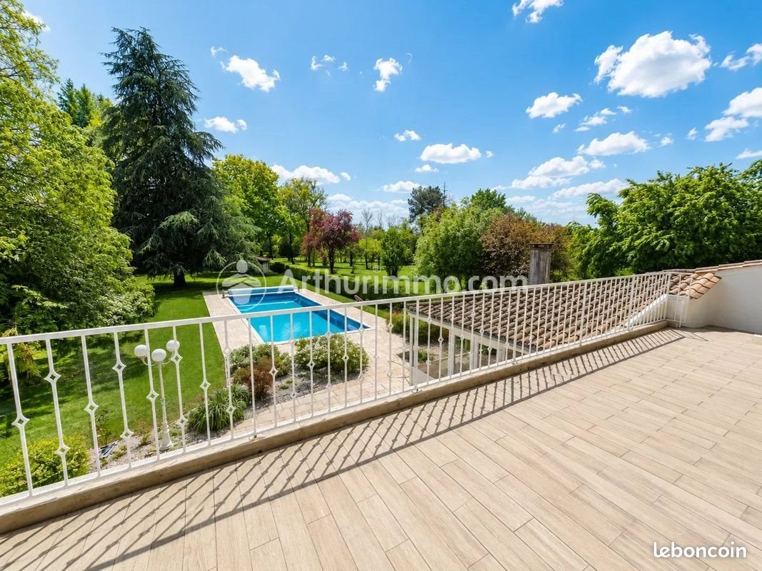 Maison à vendre, 355m², Neuvic