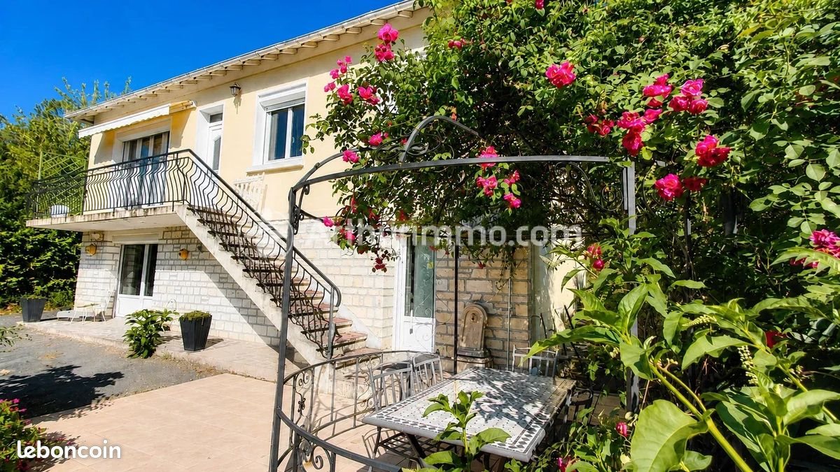 Maison à vendre, 124m², Neuvic