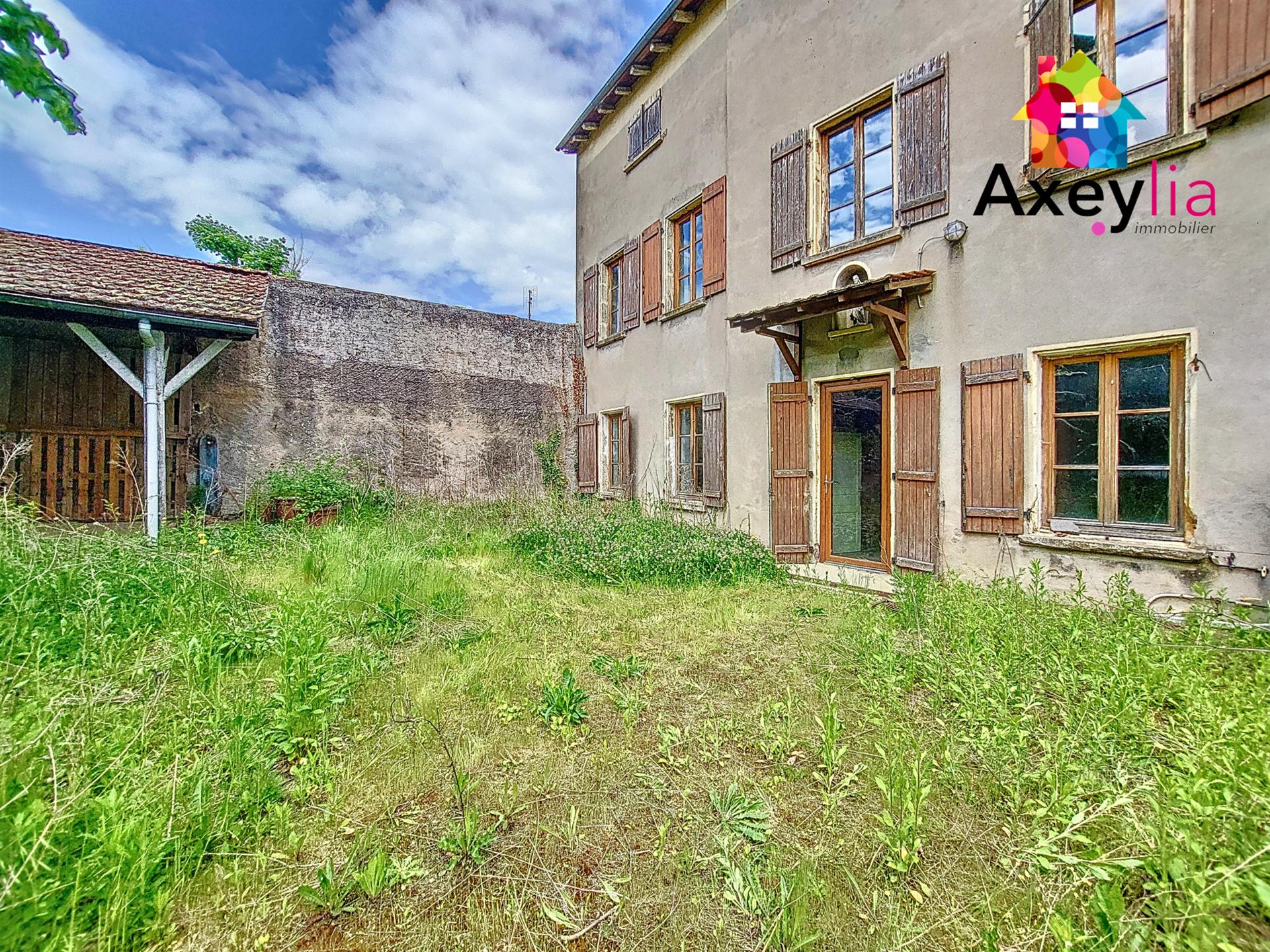 Maison à vendre, 205m², La Pacaudière