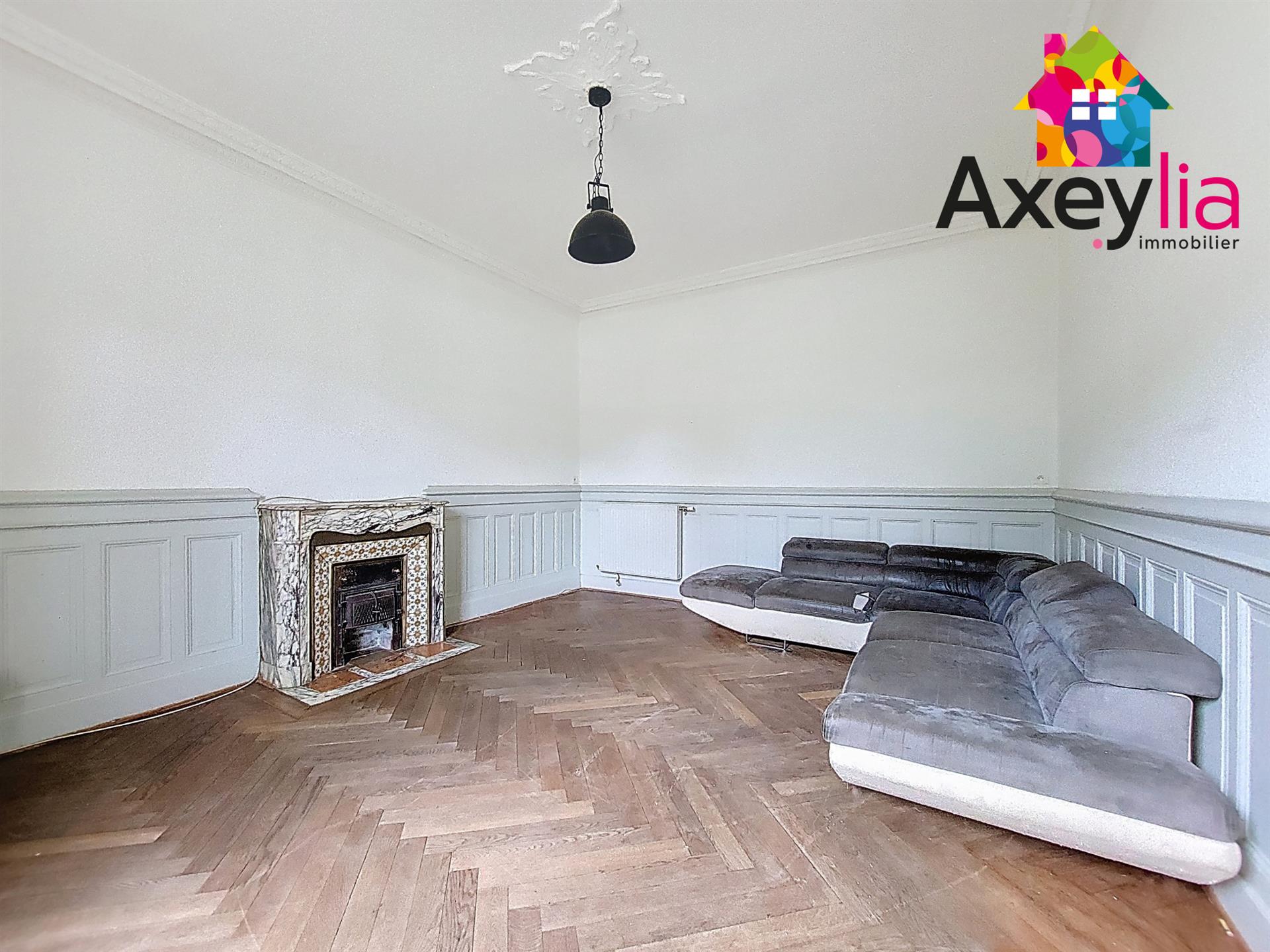 Maison à vendre, 164m², Charlieu
