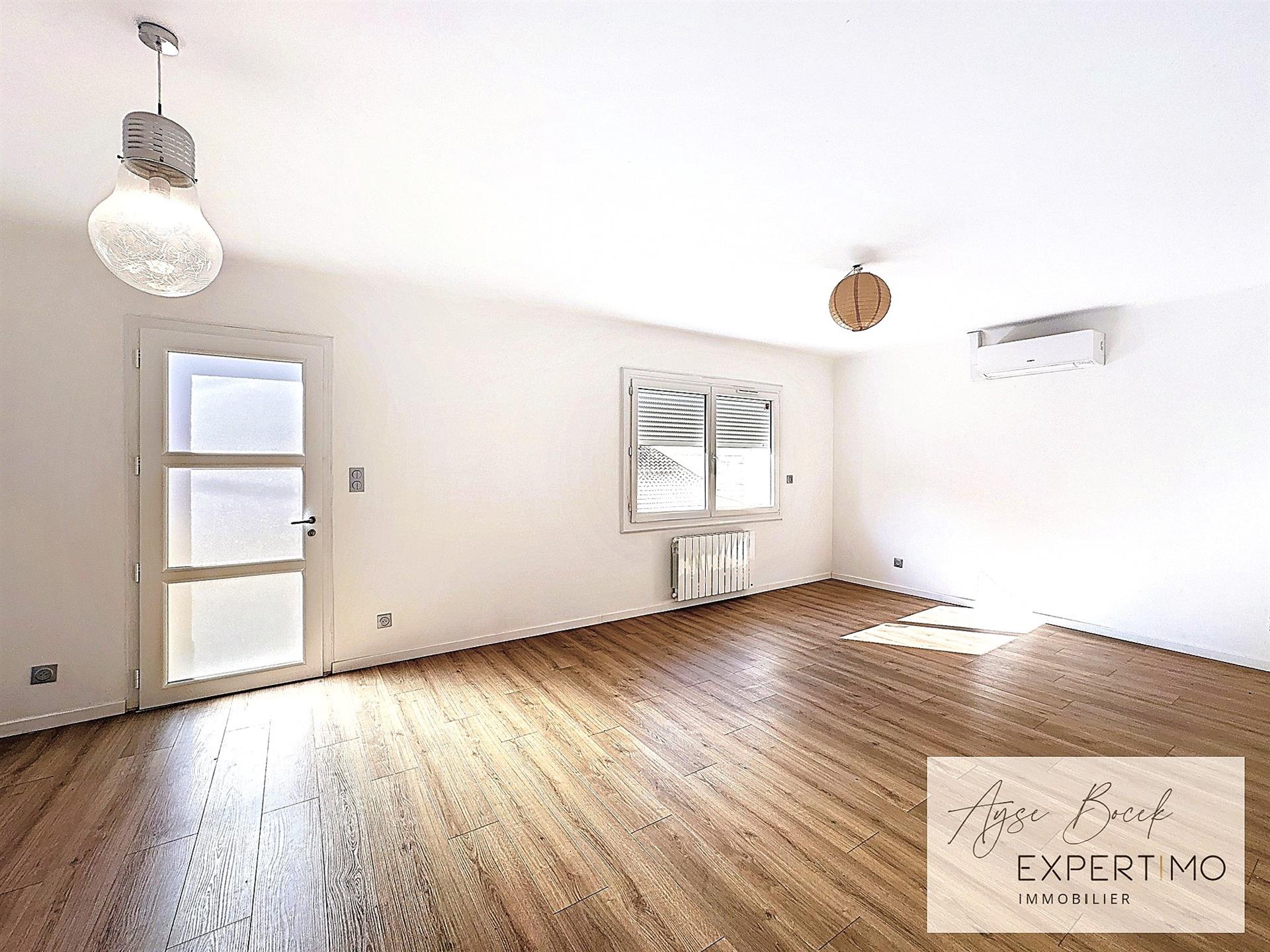 Maison à vendre, 98m², Roussillon