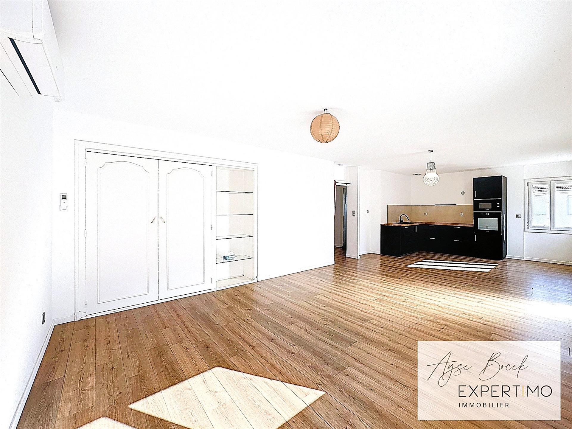 Maison à vendre, 98m², Roussillon
