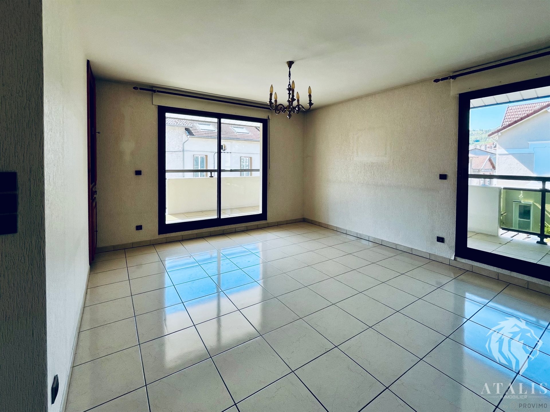 Appartement à louer, 114m², Saint-Marcellin