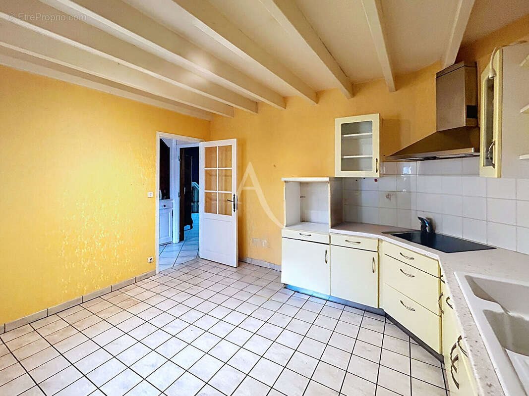 Appartement à vendre, 143m², Mâcon