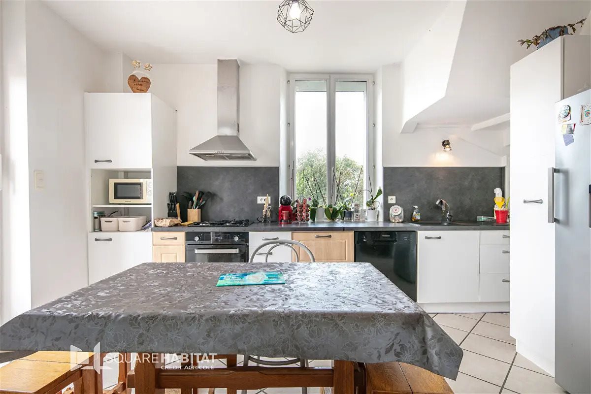 Maison à vendre, 94m², Saint-Béron