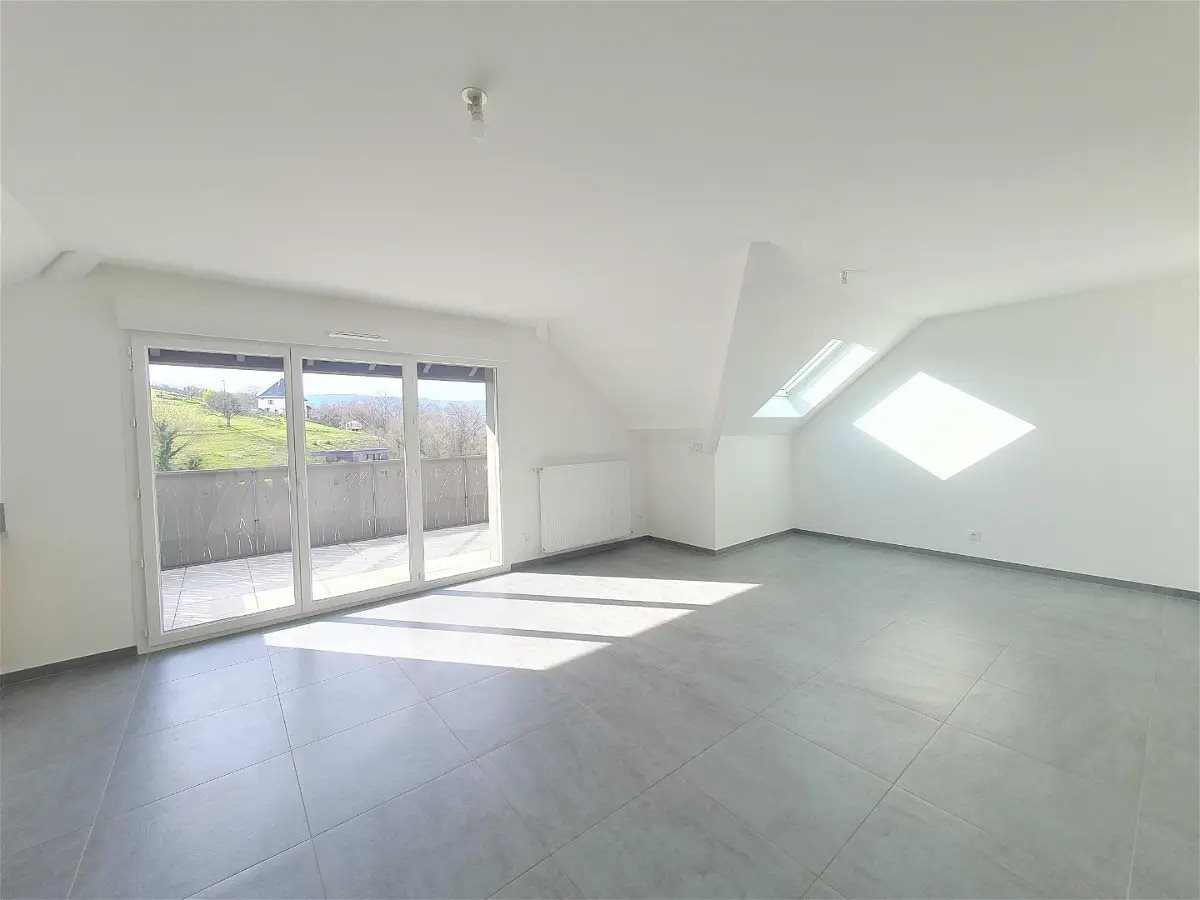 Appartement à louer, 73m², Jacob-Bellecombette
