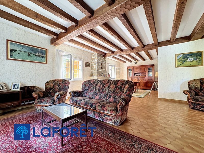Maison à vendre, 138m², Saint-Caradec-Trégomel