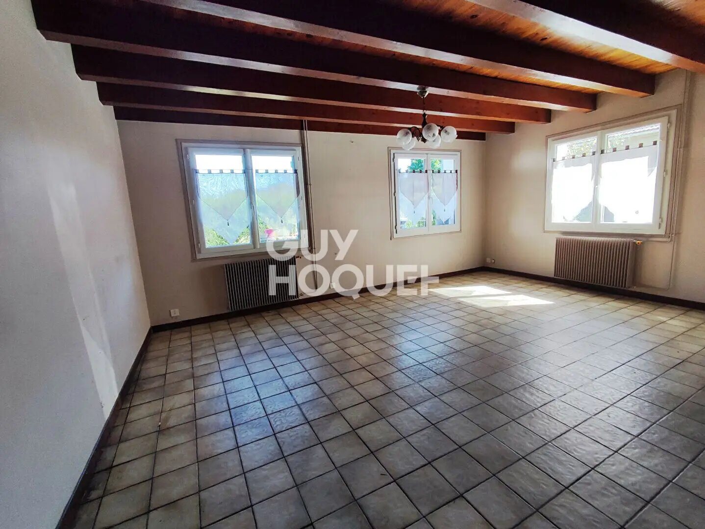Maison à vendre, 162m², Mornand-en-Forez