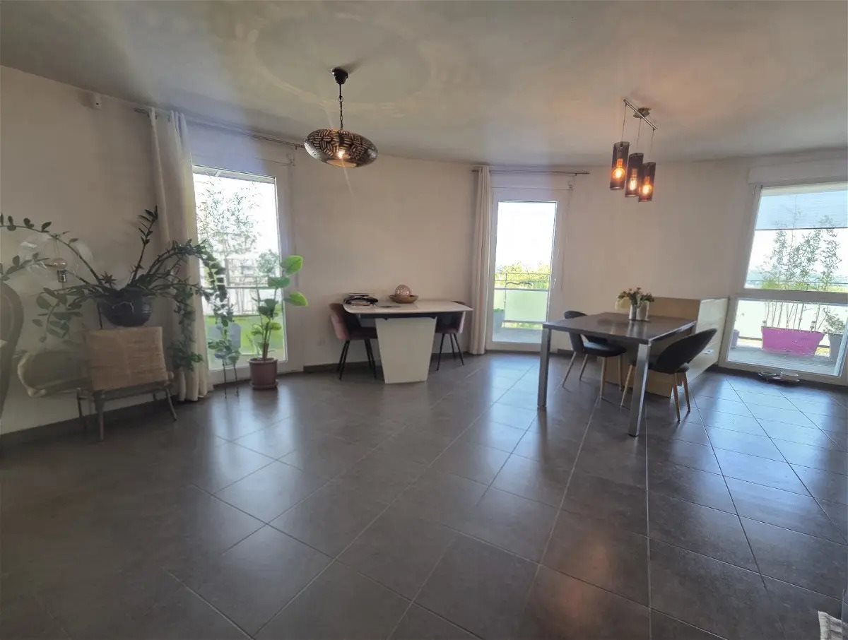 Appartement à louer, 98m², Saint-Julien-en-Genevois