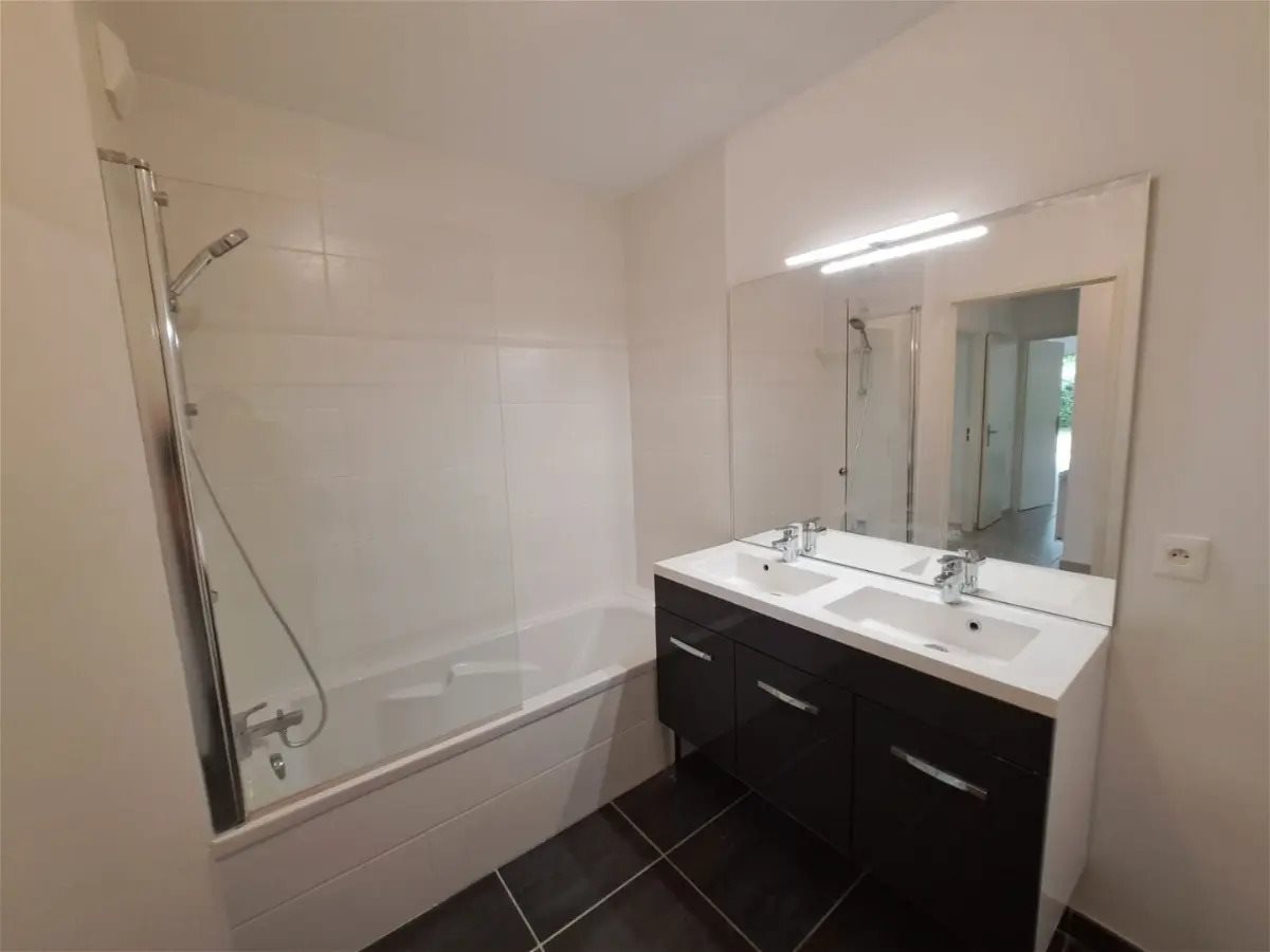 Appartement à louer, 66m², Saint-Julien-en-Genevois