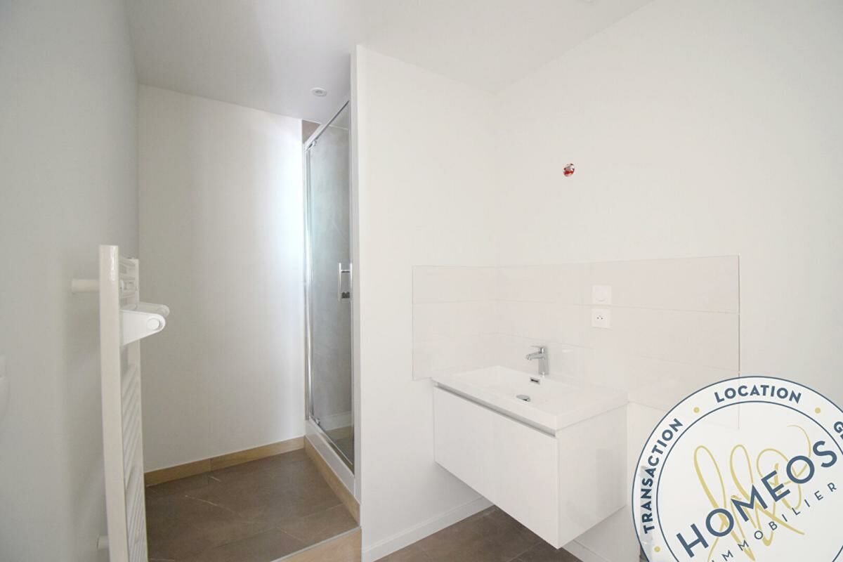 Appartement à louer, 42m², Saint-Jean-sur-Reyssouze