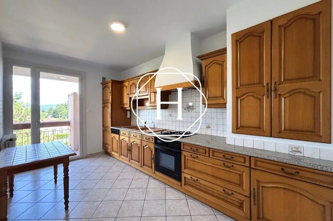 Appartement à louer, 76m², Bourg-en-Bresse