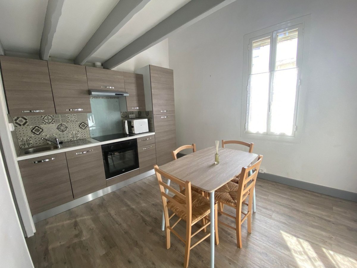 Appartement à louer, 24m², Arles