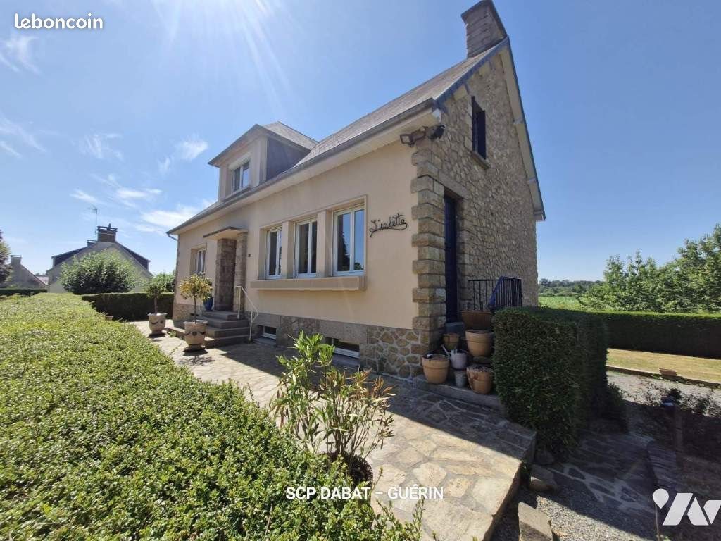 Maison à vendre, 193m², Saint-Hilaire-du-Harcouët