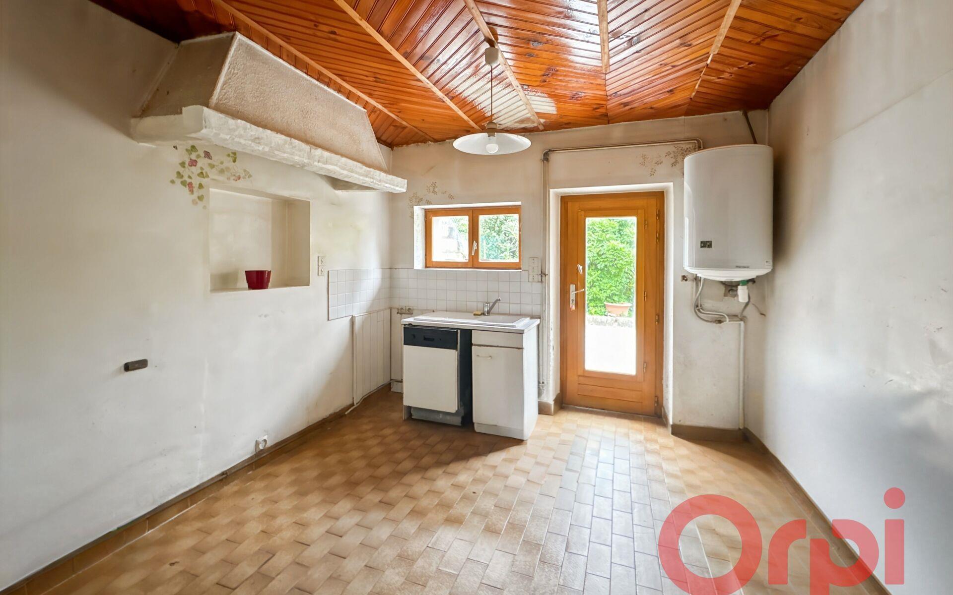 Maison à vendre, 99m², Ainay-le-Vieil