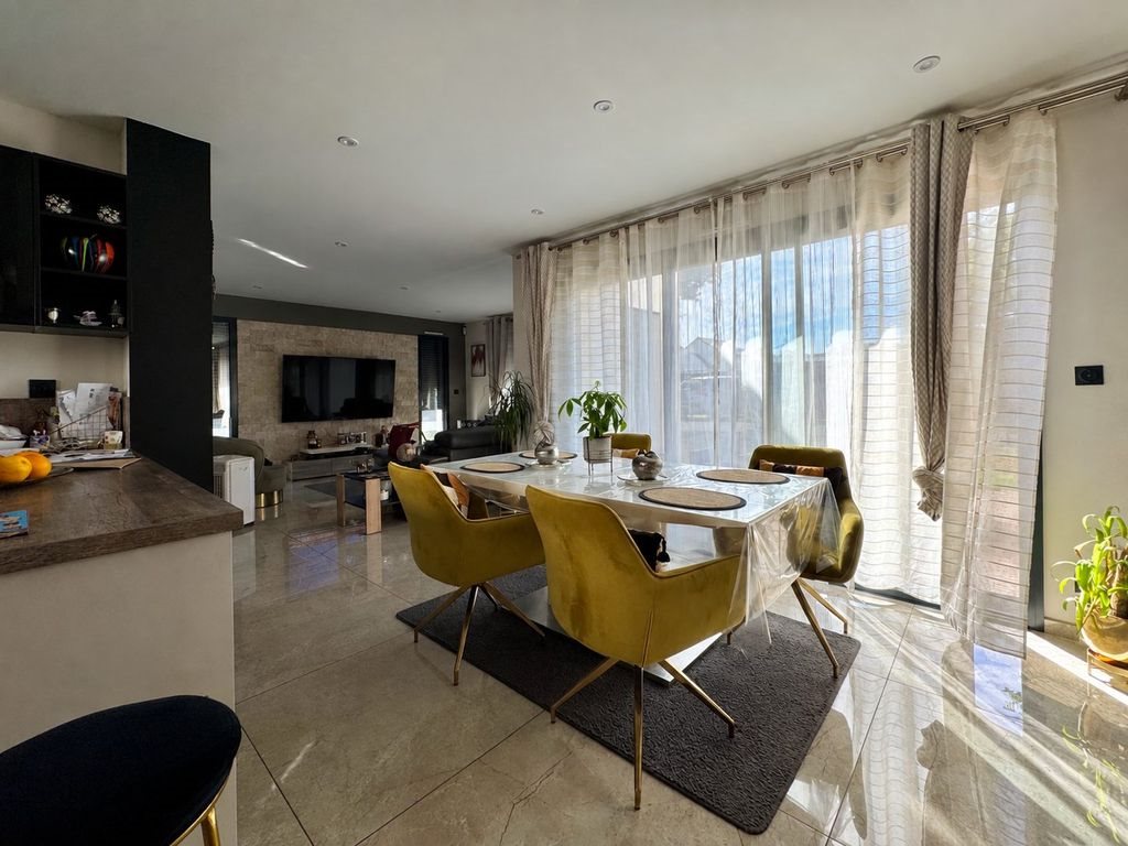 Maison à vendre, 141m², Bain-de-Bretagne