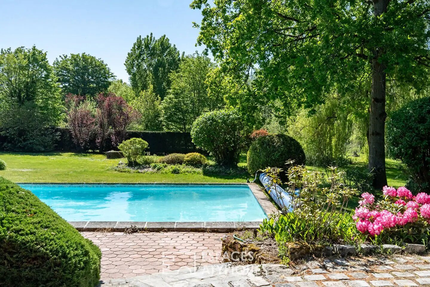 Maison à vendre, 243m², Poigny-la-Forêt