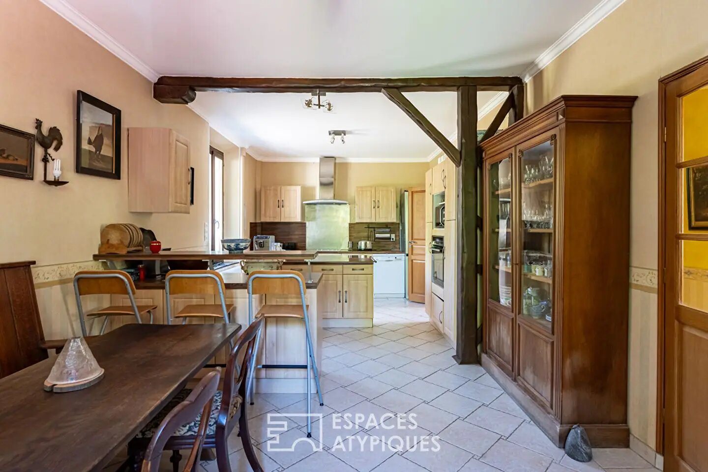 Maison à vendre, 243m², Poigny-la-Forêt