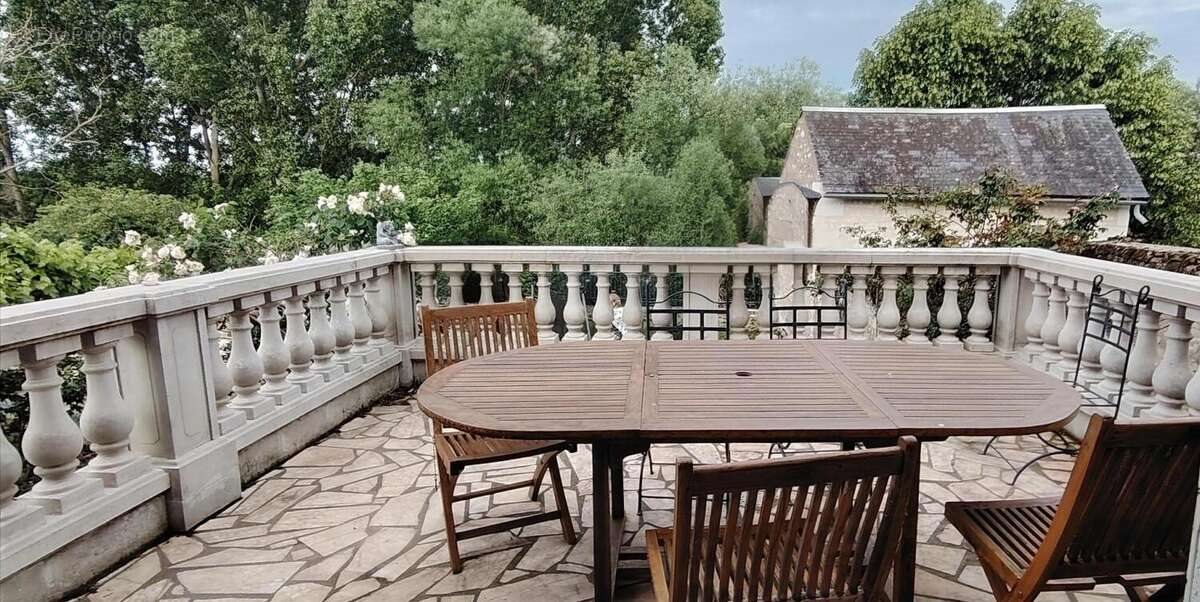 Maison à vendre, 240m², Marcilly-sur-Vienne