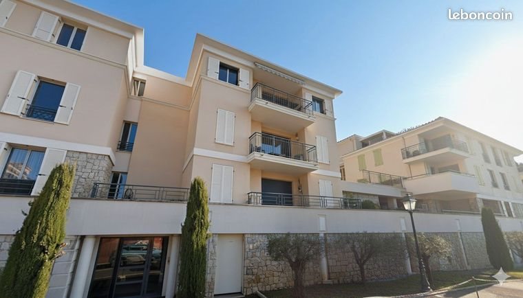 Appartement à vendre, 43m², Biot