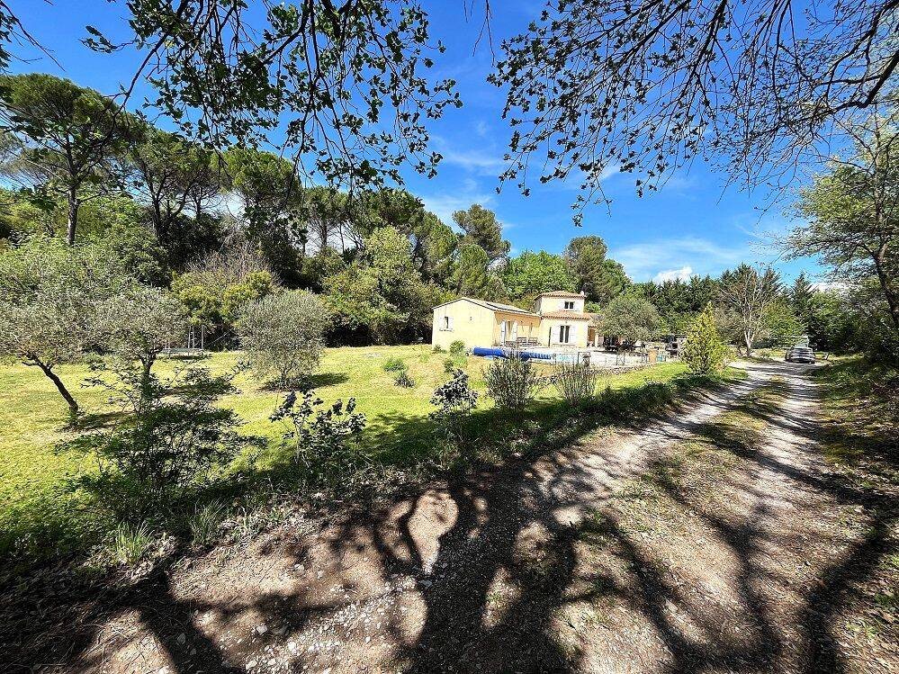 Maison à vendre, 165m², Tourves