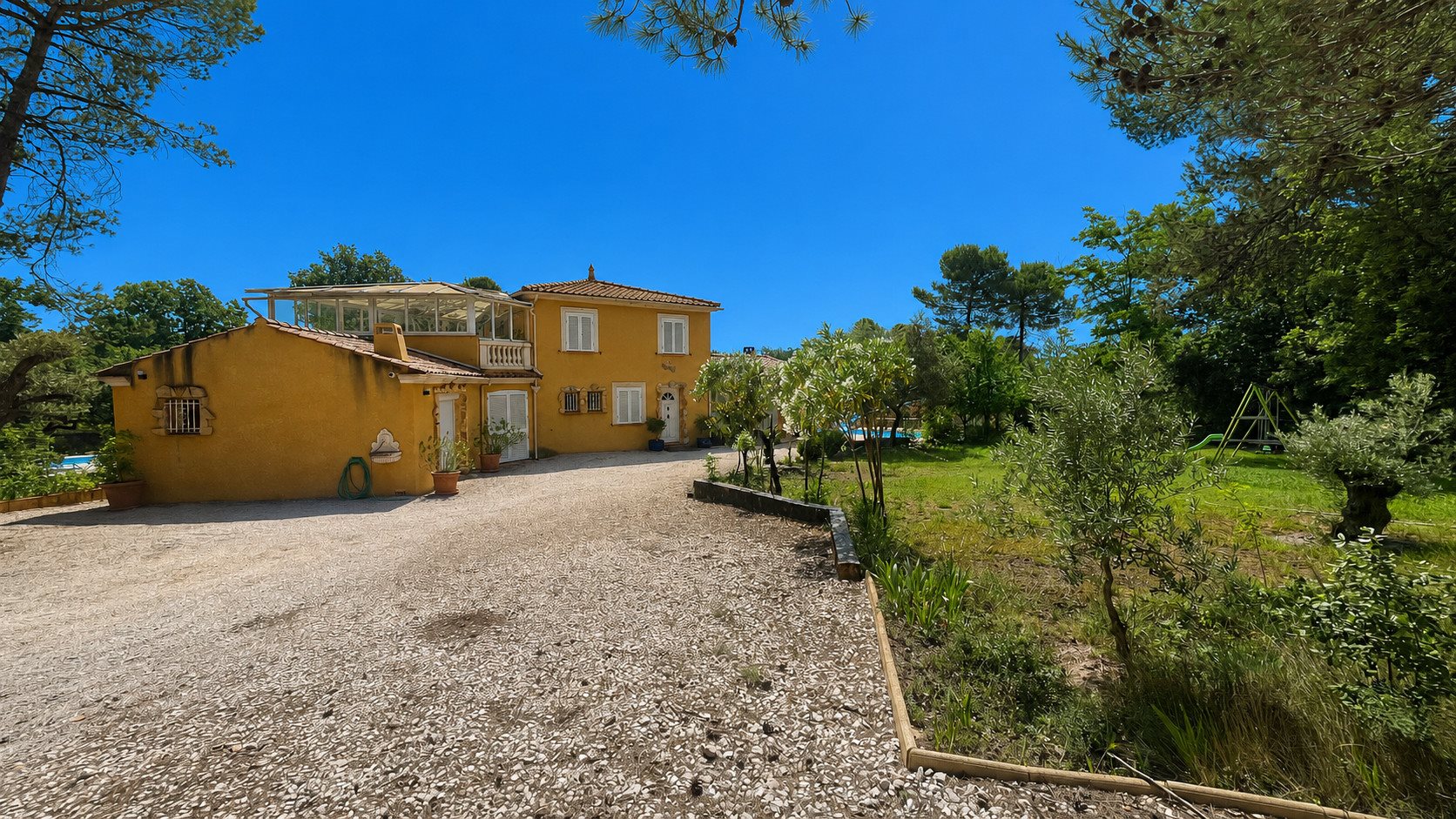 Maison à vendre, 180m², Saint-Maximin-la-Sainte-Baume