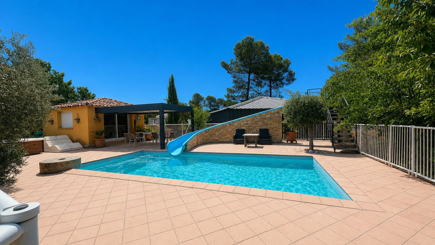 Maison à vendre, 180m², Saint-Maximin-la-Sainte-Baume