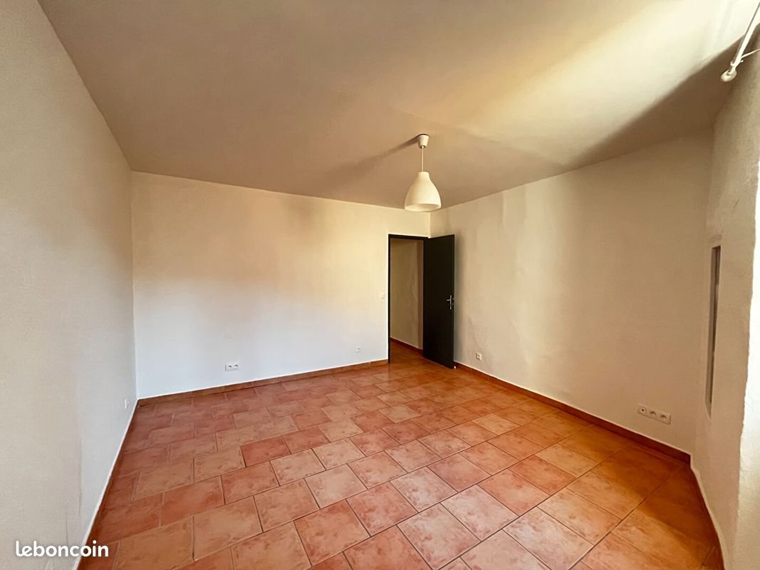 Appartement à louer, 55m², Brignoles