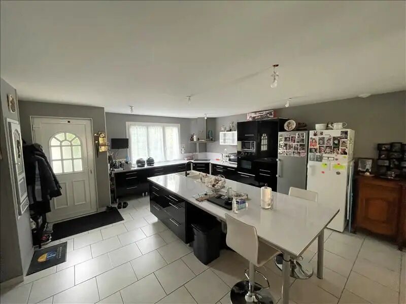 Maison à vendre, 135m², Villedieu-sur-Indre
