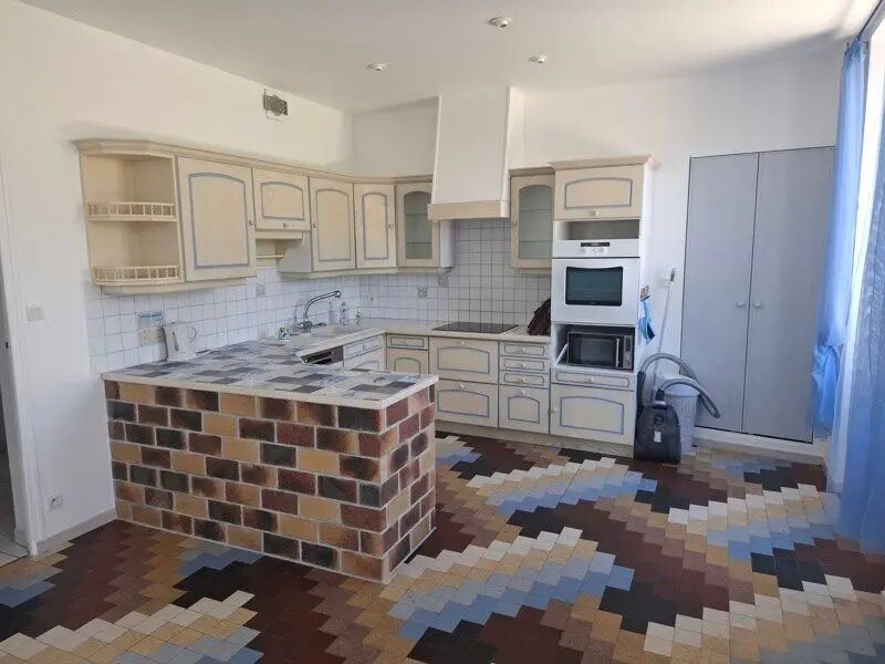 Maison à vendre, 110m², Saint-Genou