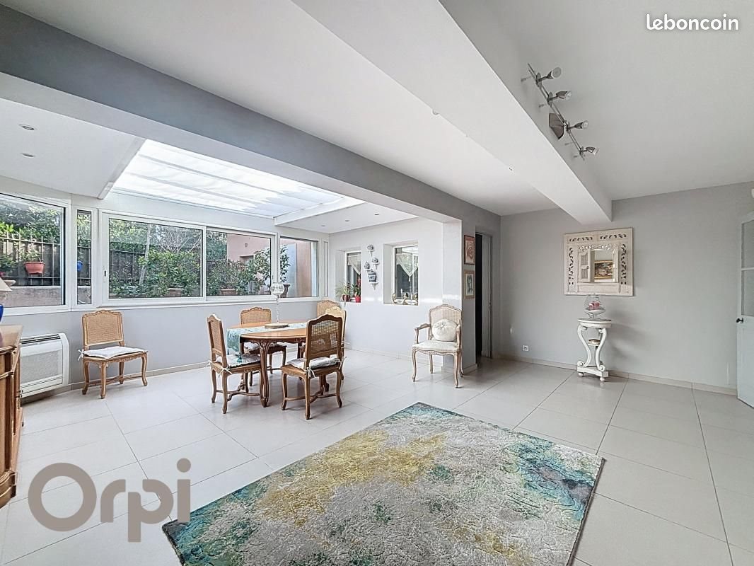 Maison à vendre, 189m², Roquebrune-sur-Argens
