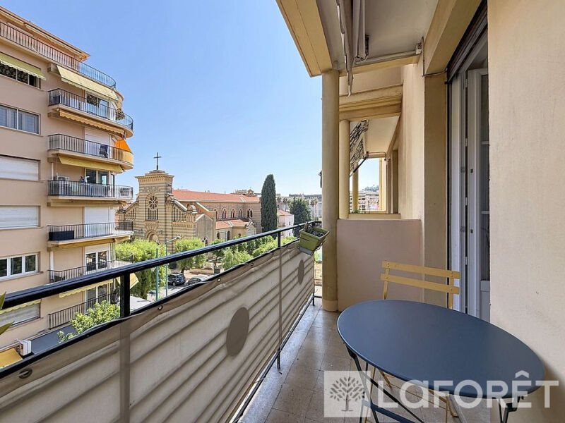 Appartement à louer, 41m², Menton
