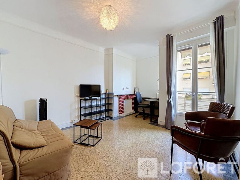Appartement à louer, 41m², Menton