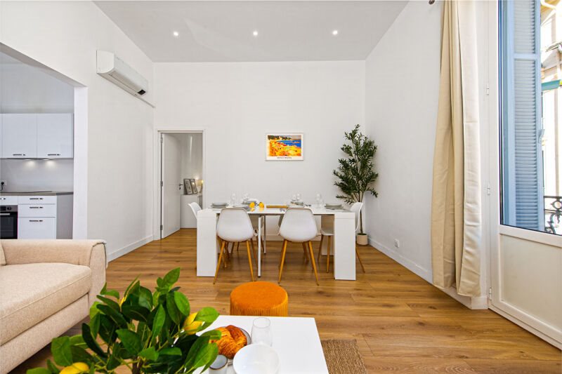 Appartement à louer, 60m², Menton