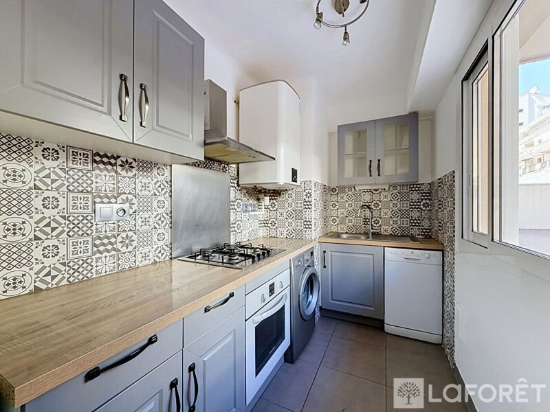 Appartement à louer, 44m², Menton