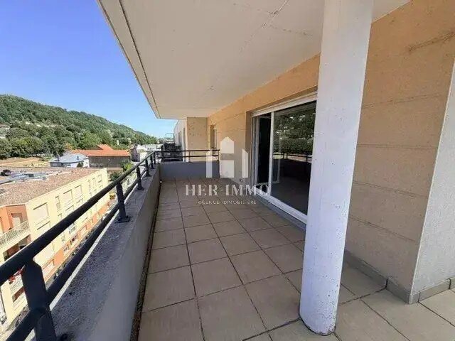Appartement à vendre, 68m², Cosnes-et-Romain