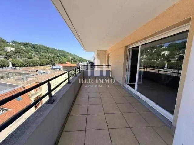 Appartement à vendre, 68m², Cosnes-et-Romain