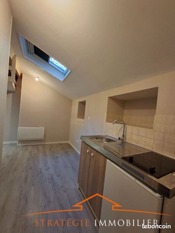 Appartement à louer, 14m², Buxy