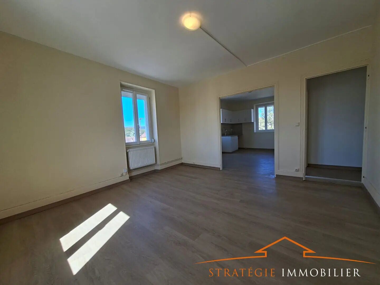 Appartement à louer, 82m², Saint-Gengoux-le-National