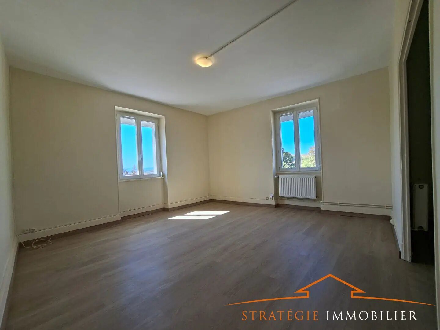 Appartement à louer, 82m², Saint-Gengoux-le-National