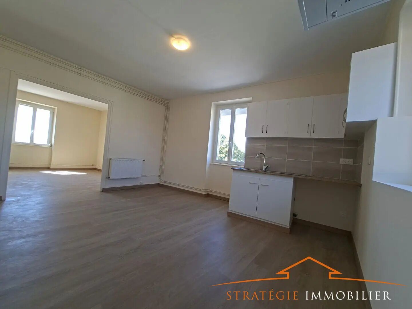 Appartement à louer, 82m², Saint-Gengoux-le-National
