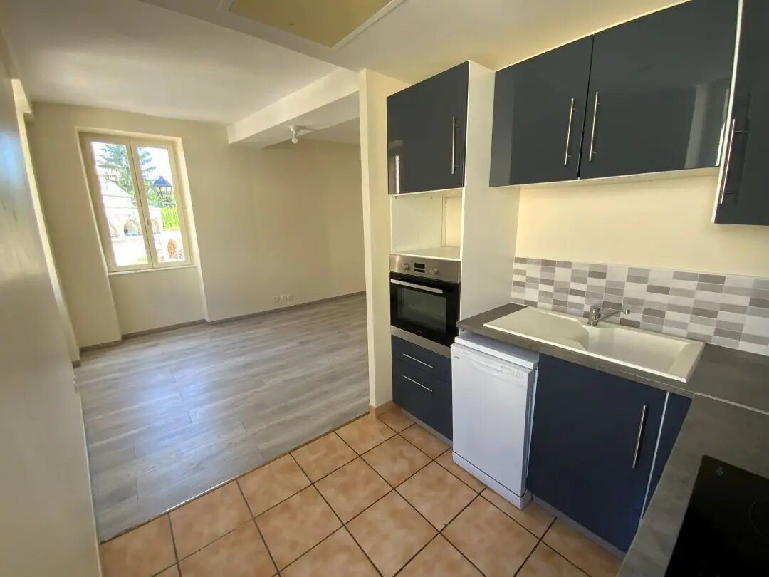 Appartement à louer, 41m², Buxy