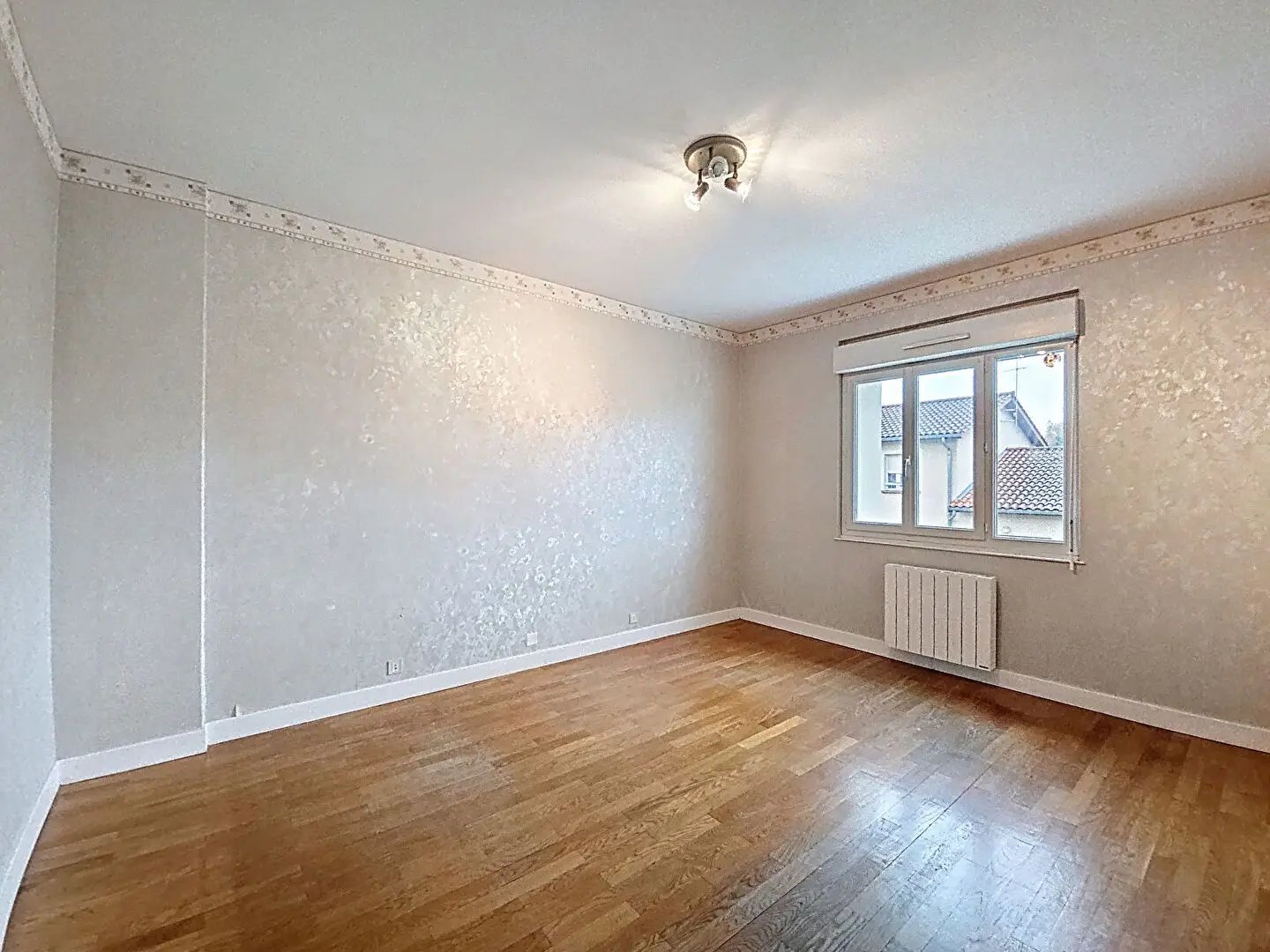 Appartement à louer, 70m², Attignat