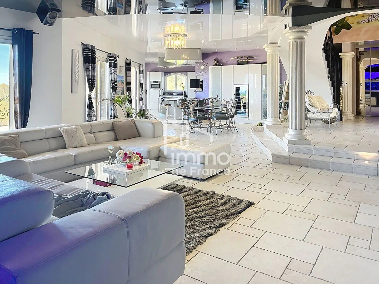 Maison à vendre, 367m², Revonnas