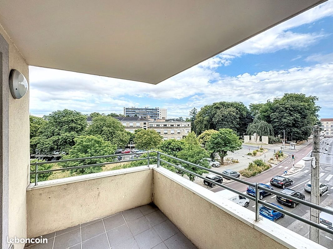 Appartement à louer, 93m², Bourg-en-Bresse